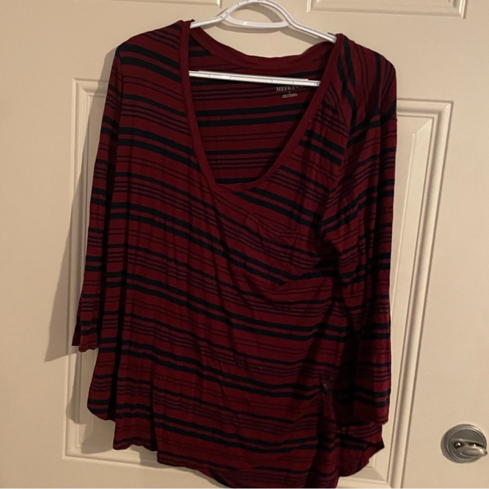 Long sleeve striped v neck
